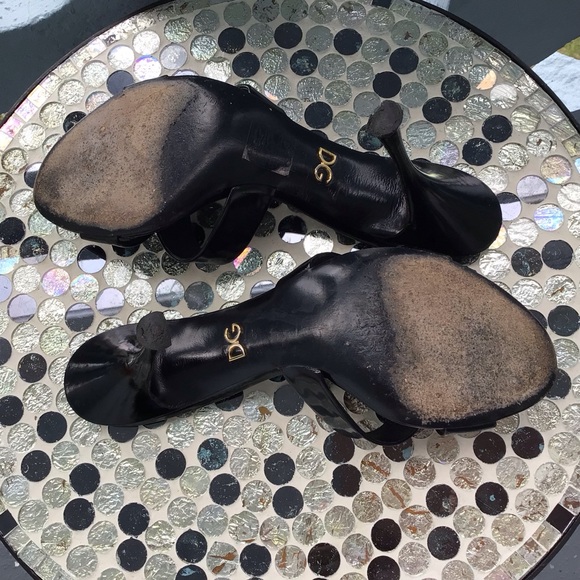 Dolce & Gabbana Slip-on Black Patent Leather 3” Slides with Criss-Cross Strap - Picture 13 of 16